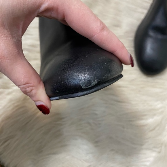 ASOS Design Black Leather Heeled Boots Almond Toe Minimalist Ankle Booties - Picture 9 of 11